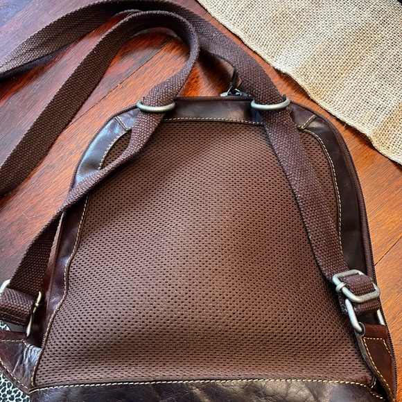 Jack George's Voyager backpack - Picture 2 of 6